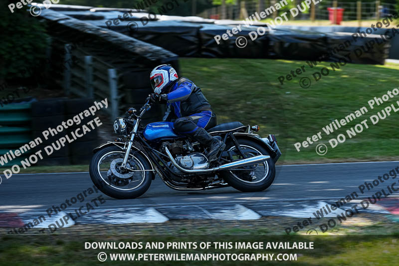 cadwell park;cadwell park photographs;cadwell trackday photographs;enduro digital images;event digital images;eventdigitalimages;peter wileman photography;racing digital images;trackday digital images;trackday photos